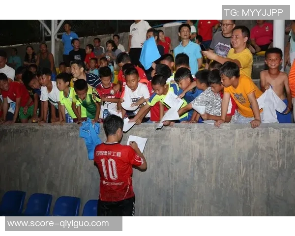 推动业余足球发展助力全民健身与青少年成长的多元化路径探讨